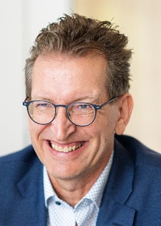 Dr. Karl Michael Popp