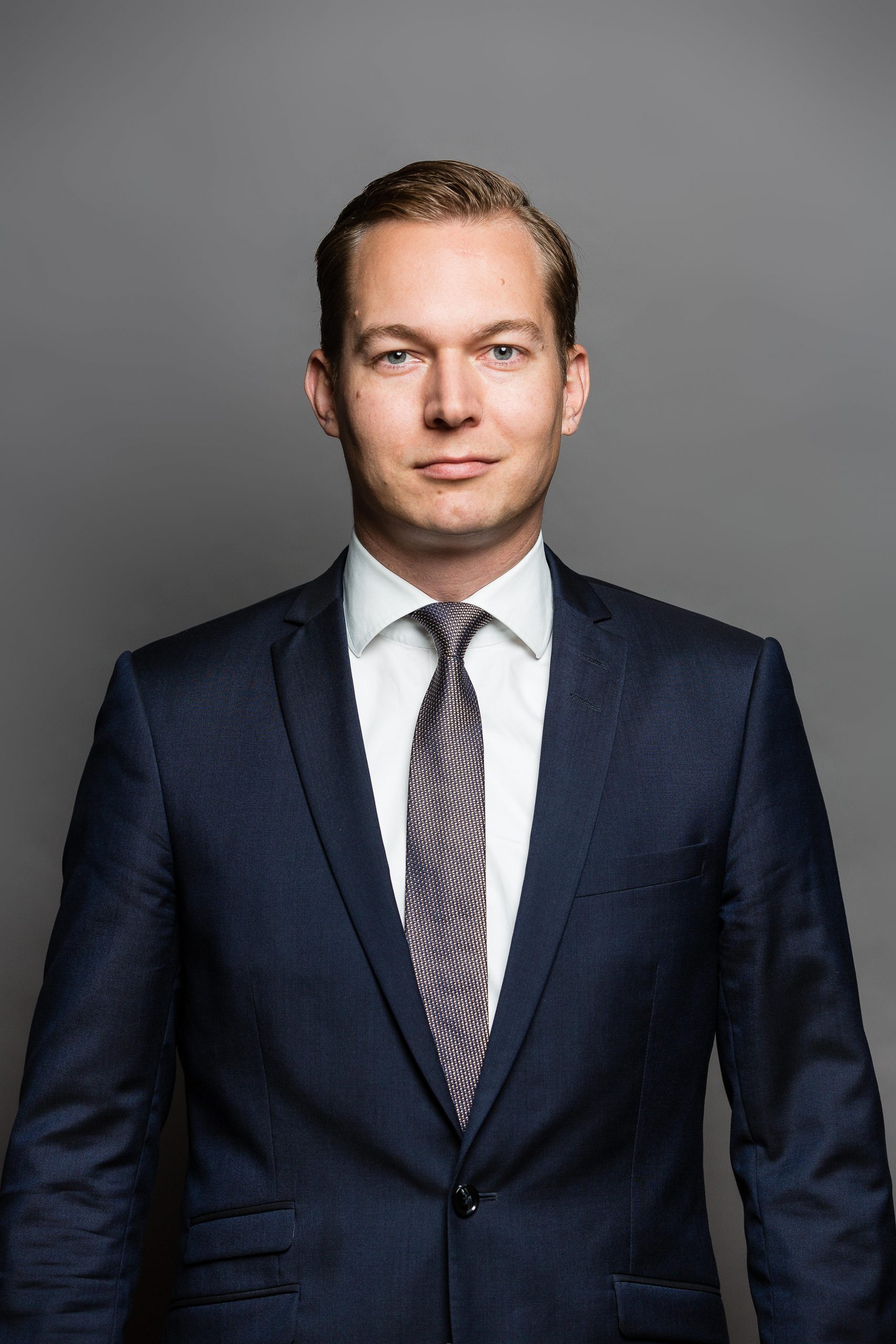 Dr. Christian Johnen