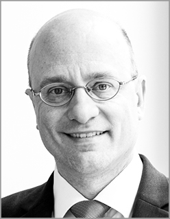 Dr. Winfried Richardt