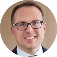 Dr. Julian Schulze De la Cruz